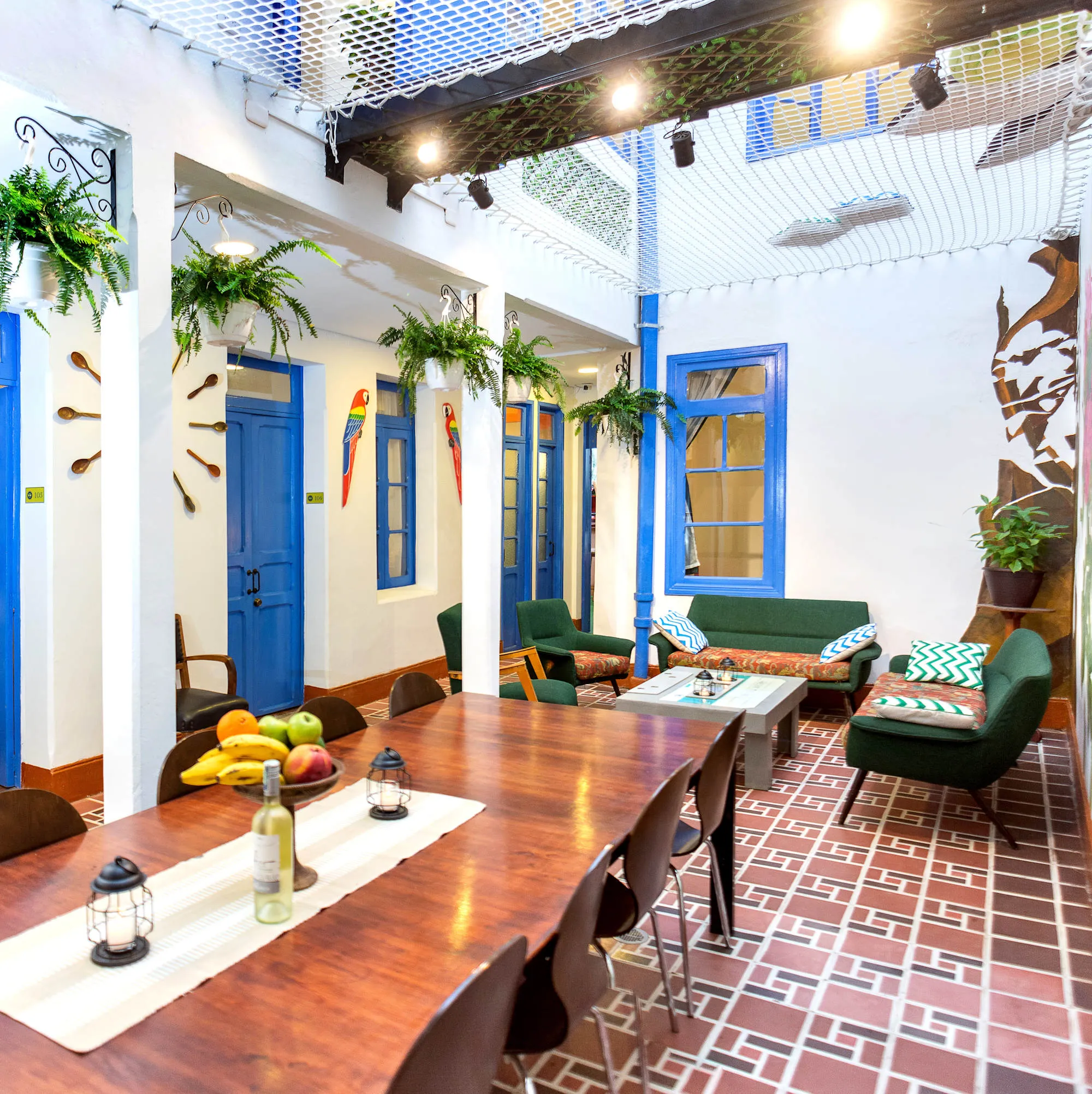 Granada Hostel 的公共区域
