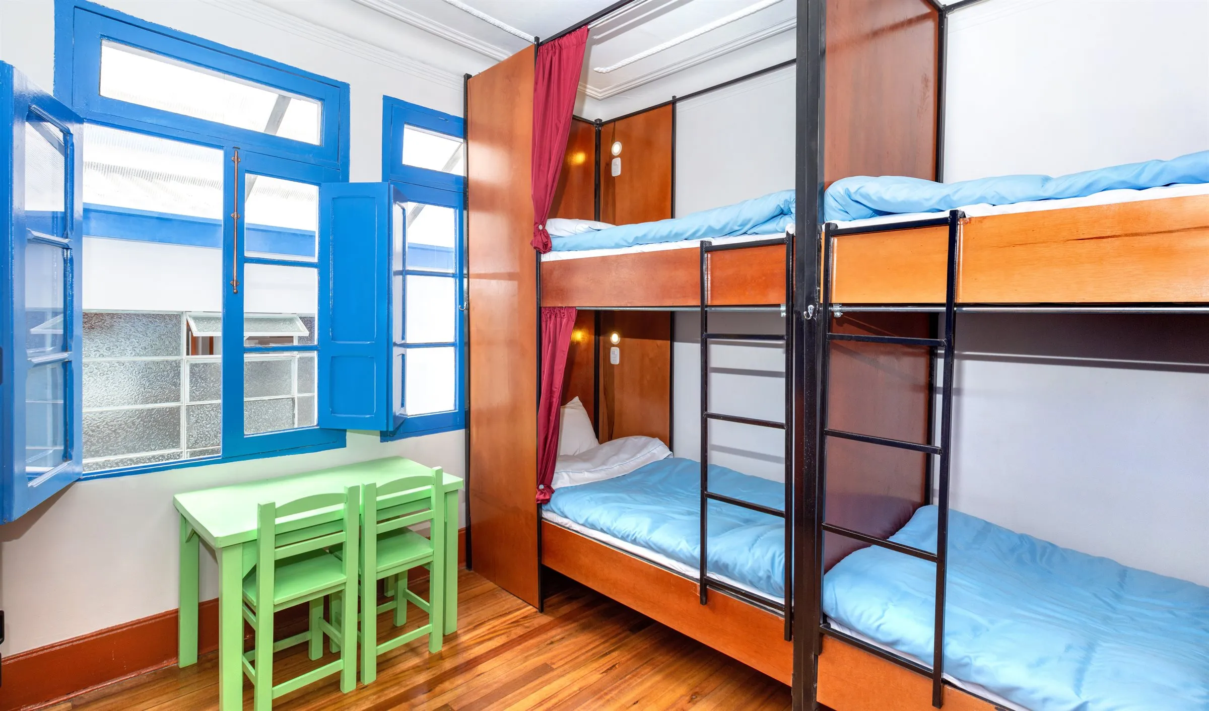 6-bed dorm